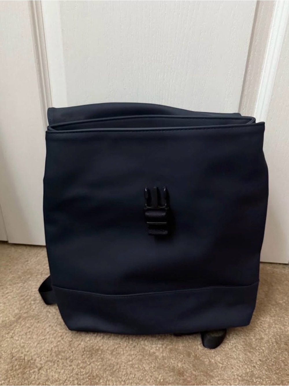 Hunter x Target - Navy Backpack - Picture 3 of 4